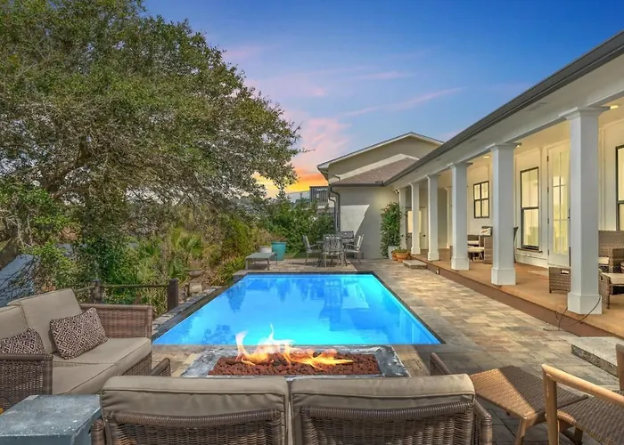 Casa De Riviera, Luxe Infinity Pool, Lakefront, Free Daily Activities, Walk To Beach