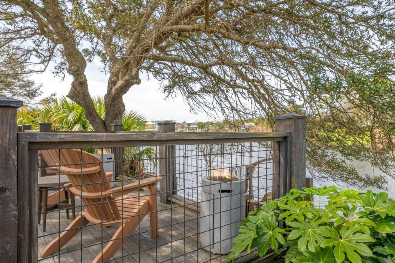Casa De Riviera, Luxe Infinity Pool, Lakefront, Free Daily Activities, Walk To Beach Holiday home Panama City Beach
